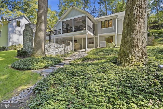 8210 KINGSGATE RD, Potomac, MD 20854