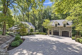 8210 KINGSGATE RD, Potomac, MD 20854