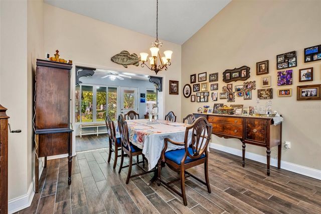 11768 W RIVERHAVEN DRIVE, Homosassa, FL 34448
