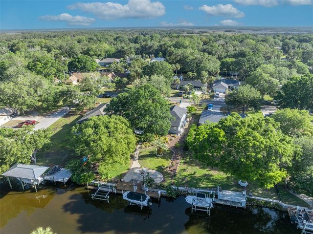 11768 W RIVERHAVEN DRIVE, Homosassa, FL 34448