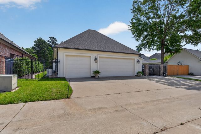 1042 Winterberry Lane, Shreveport, LA 71106