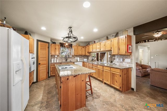 26371 Dull Knife Trail, San Antonio, TX 78255