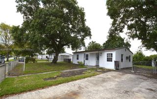 16400 NW 17th Ct, Miami Gardens, FL 33054