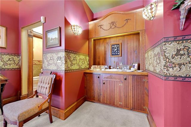 401 S Harrison Street, Olathe, KS 66061