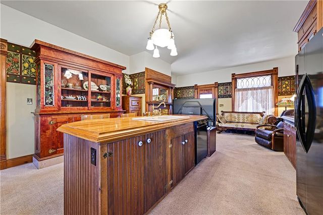 401 S Harrison Street, Olathe, KS 66061