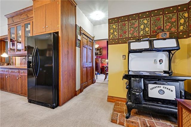 401 S Harrison Street, Olathe, KS 66061