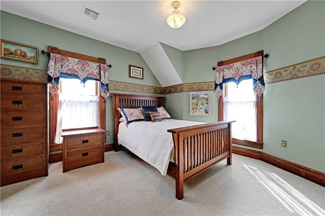 401 S Harrison Street, Olathe, KS 66061