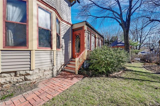 401 S Harrison Street, Olathe, KS 66061