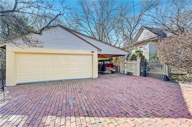 401 S Harrison Street, Olathe, KS 66061