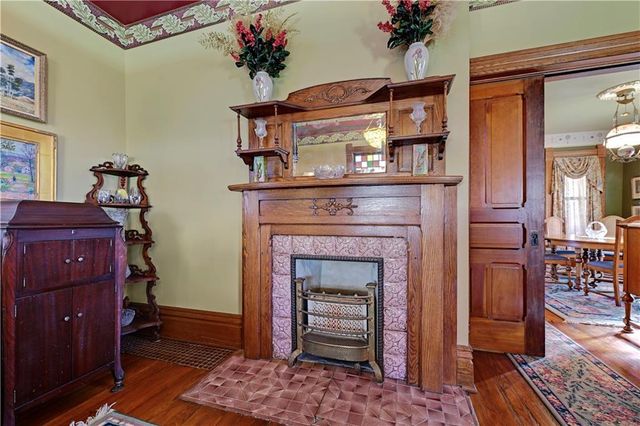 401 S Harrison Street, Olathe, KS 66061