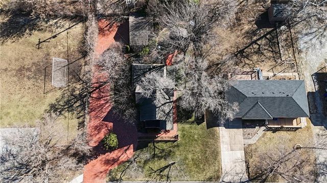 401 S Harrison Street, Olathe, KS 66061