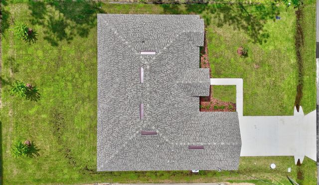 94 Renshaw Dr, Palm Coast, FL 32164