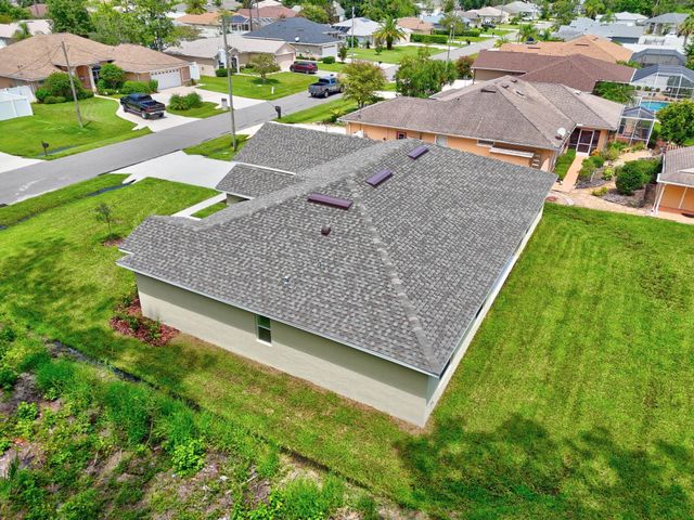 94 Renshaw Dr, Palm Coast, FL 32164