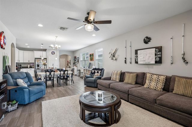 8210 MALLOW MIRROR LANE, Land O Lakes, FL 34637