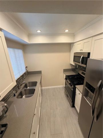 777 S Citrus, Azusa, CA 91702