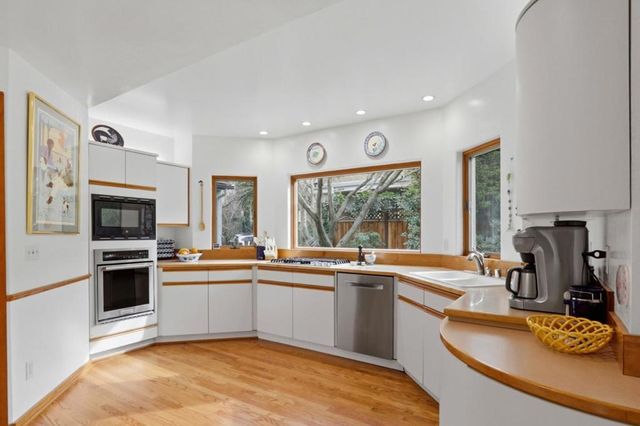 345 S 17th Street, San Jose, CA 95112