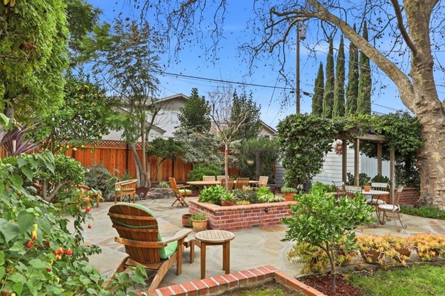 345 S 17th Street, San Jose, CA 95112