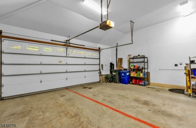 11 Rippling Brook Dr, Vernon Twp., NJ 07422