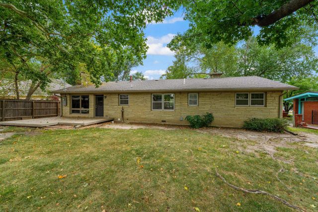 1049 N Armour St, Wichita, KS 67206