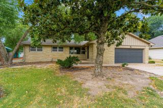 1049 N Armour St, Wichita, KS 67206