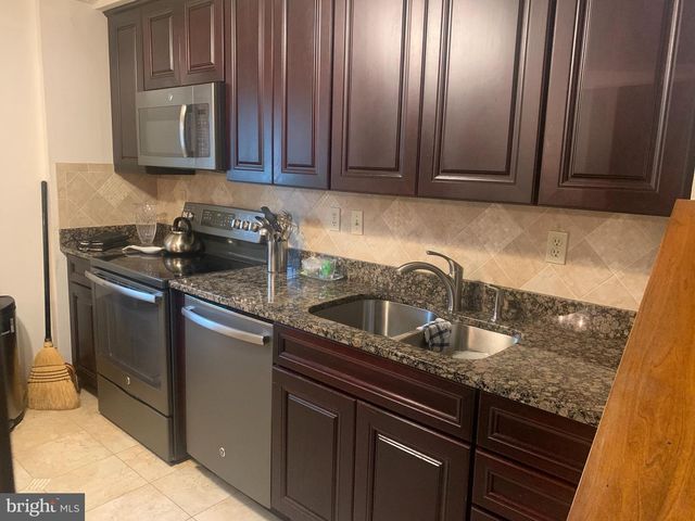 7710 PACER CT, Landover, MD 20785