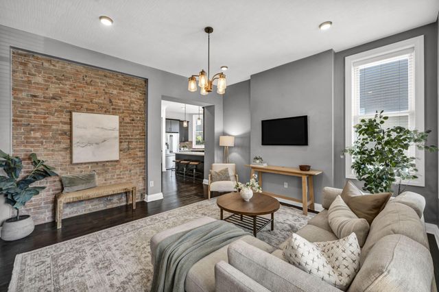 42 W 3rd Avenue, B, Columbus, OH 43201