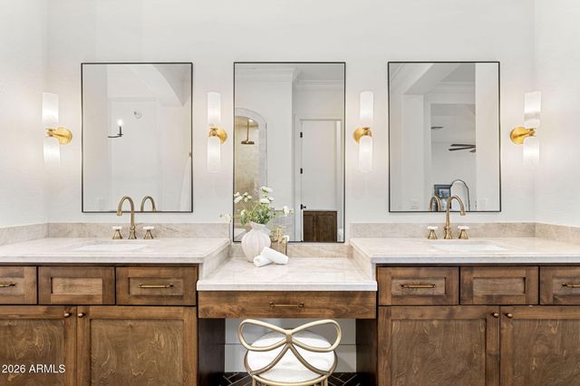3410 E VALLEJO Court, Gilbert, AZ 85298