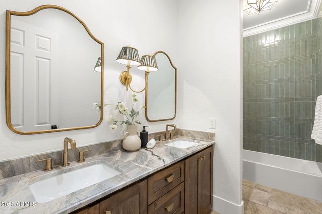 3410 E VALLEJO Court, Gilbert, AZ 85298