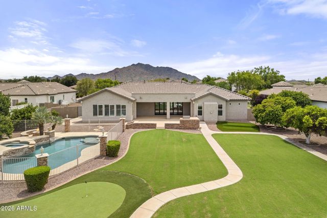 3410 E VALLEJO Court, Gilbert, AZ 85298
