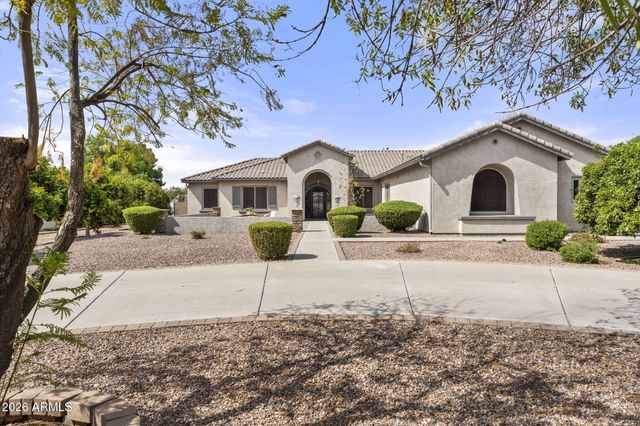 3410 E VALLEJO Court, Gilbert, AZ 85298