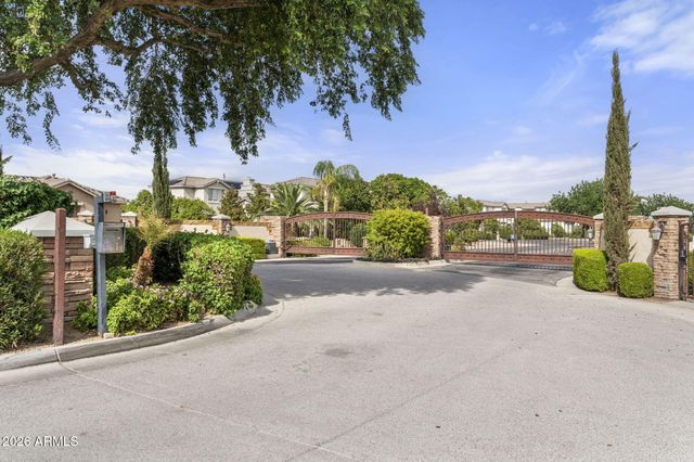 3410 E VALLEJO Court, Gilbert, AZ 85298