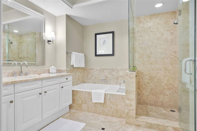 1435 Brickell Ave 3210, Miami, FL 33131
