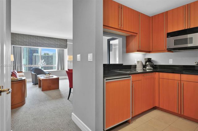 1435 Brickell Ave 3210, Miami, FL 33131