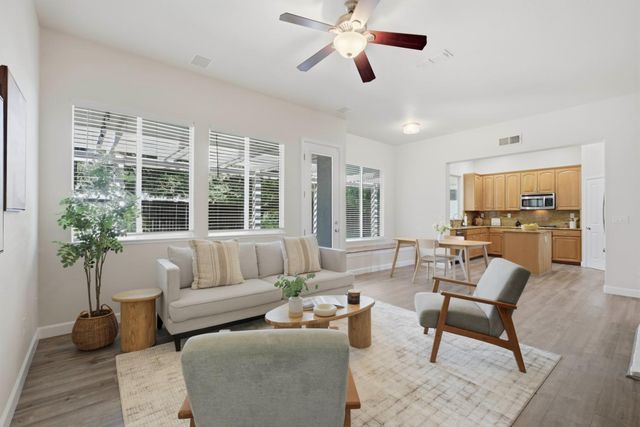 201 Connor Cir, Sacramento, CA 95835