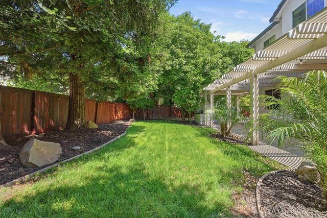 201 Connor Cir, Sacramento, CA 95835