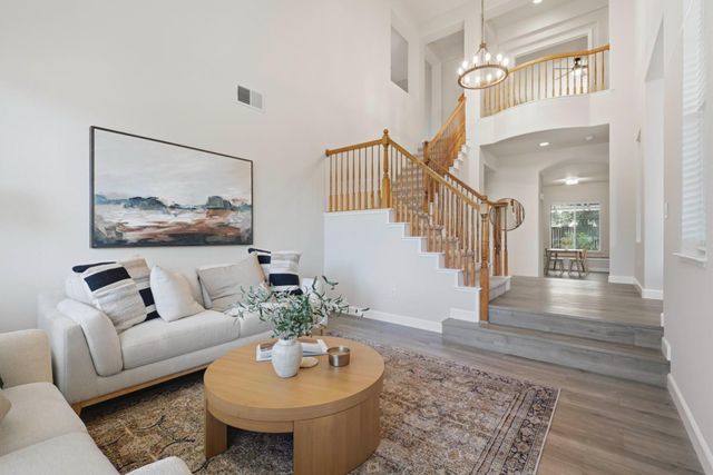 201 Connor Cir, Sacramento, CA 95835