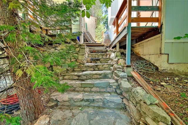 680 Buckingham, Lake Arrowhead, CA 92385