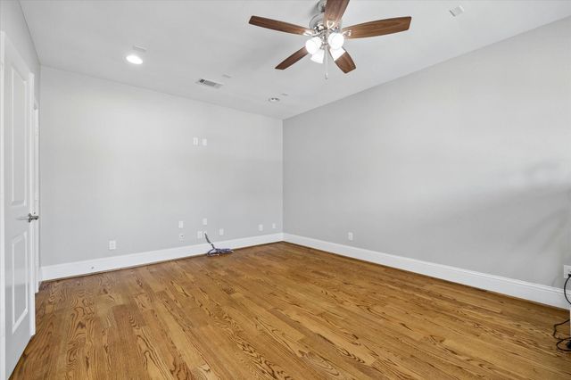 922 Fisher Street F, Houston, TX 77018