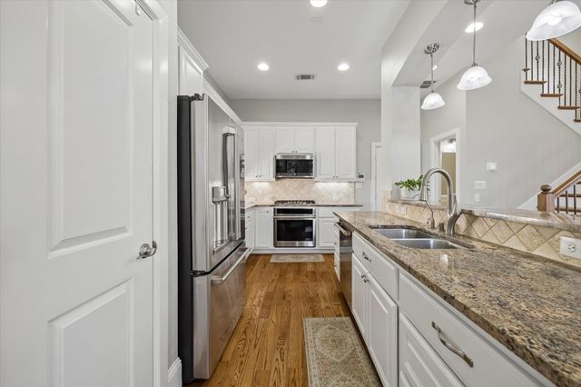 922 Fisher Street F, Houston, TX 77018