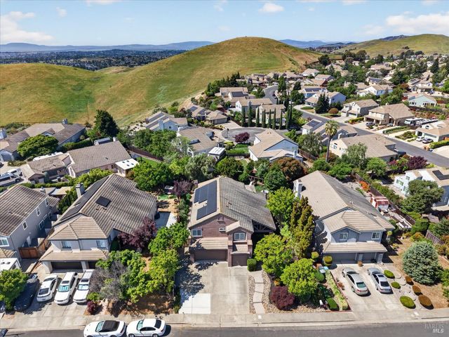 653 Windsor Dr, Benicia, CA 94510