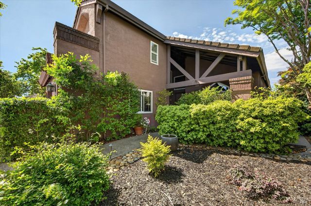 653 Windsor Dr, Benicia, CA 94510