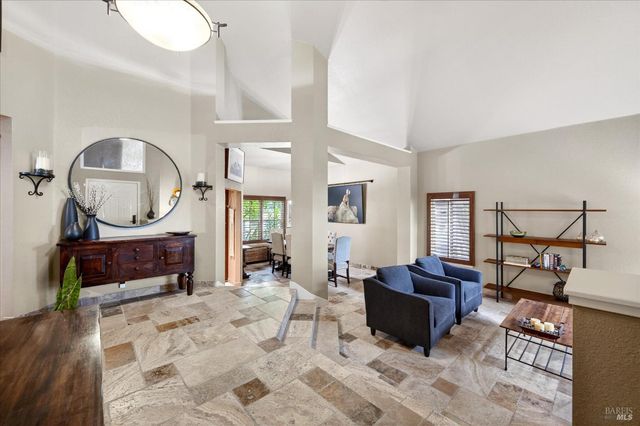 653 Windsor Dr, Benicia, CA 94510