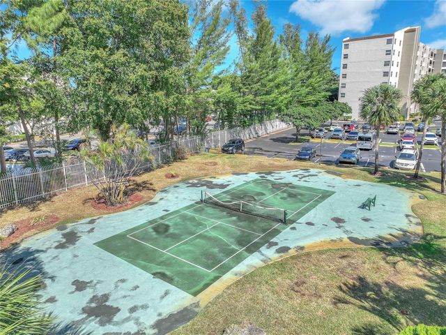 3910 Inverrary Boulevard 308, Lauderhill, FL 33319