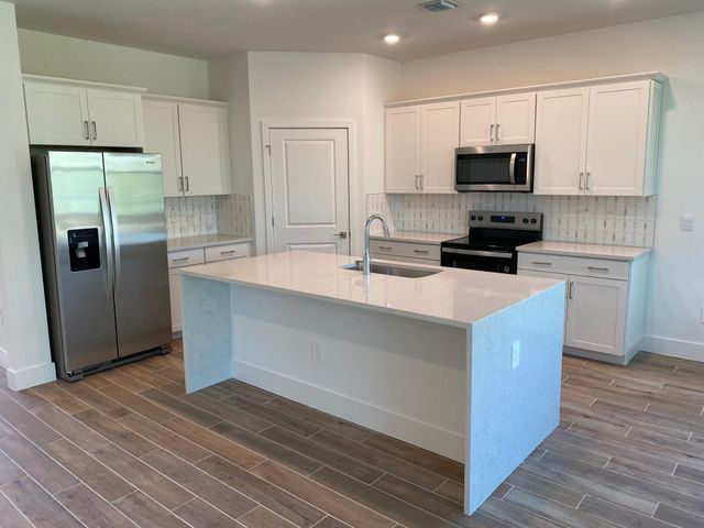 6901 SE Park Trace Drive, Stuart, FL 34997