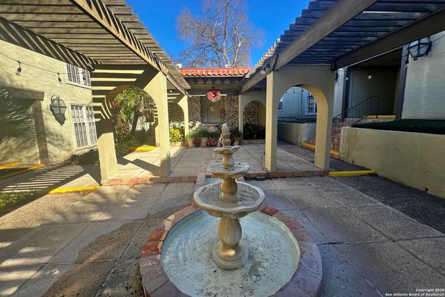 66 Brees Blvd Apt 127, San Antonio, TX 78209