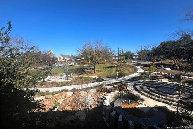 66 Brees Blvd Apt 127, San Antonio, TX 78209