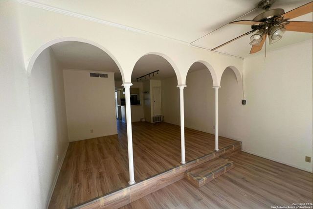 66 Brees Blvd Apt 127, San Antonio, TX 78209