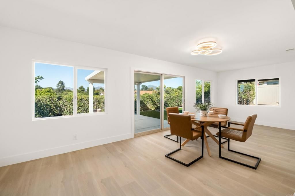 Image 9 of property listing at 12226 Casero Court, San Diego, CA 92128