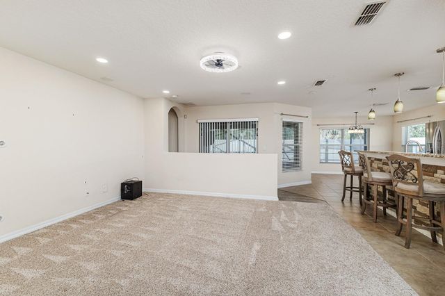 7233 WAKEVIEW DRIVE, Davenport, FL 33896