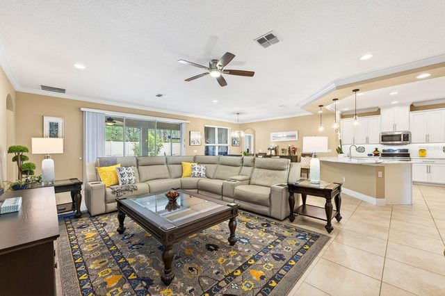 1208 FIELDSTONE CIRCLE, Oviedo, FL 32765